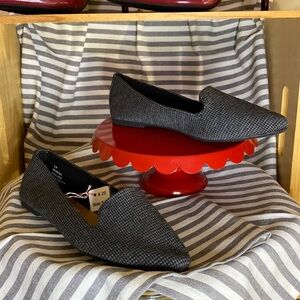 #20 Self Esteem Flats - Grey & Black